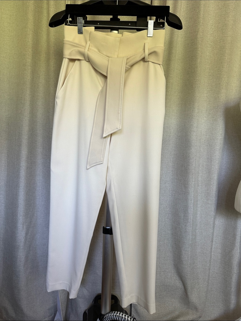 Veronica Beard High-Waist Paperbag Belted Trousers - Cream